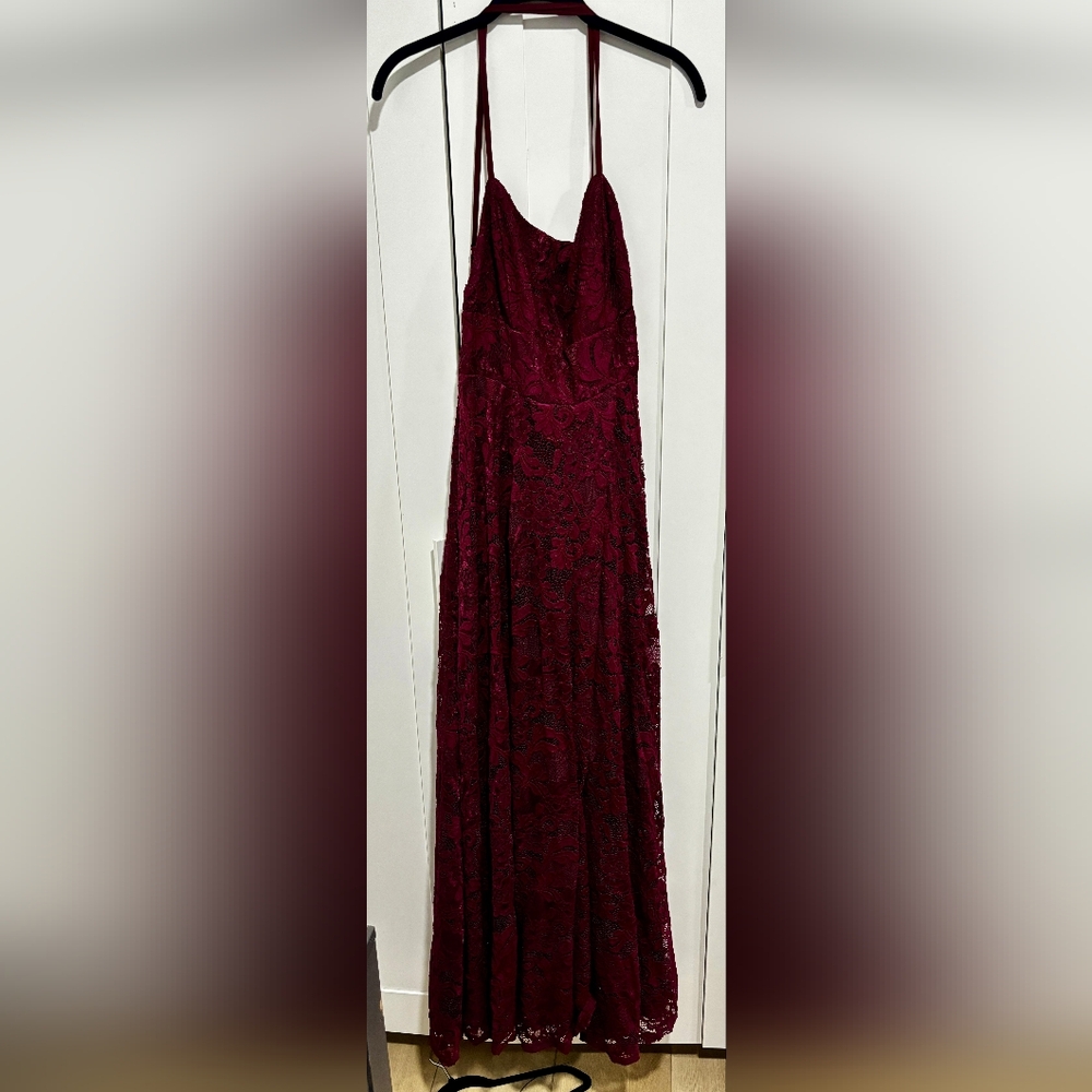 Lulus burgundy lace dress, size L